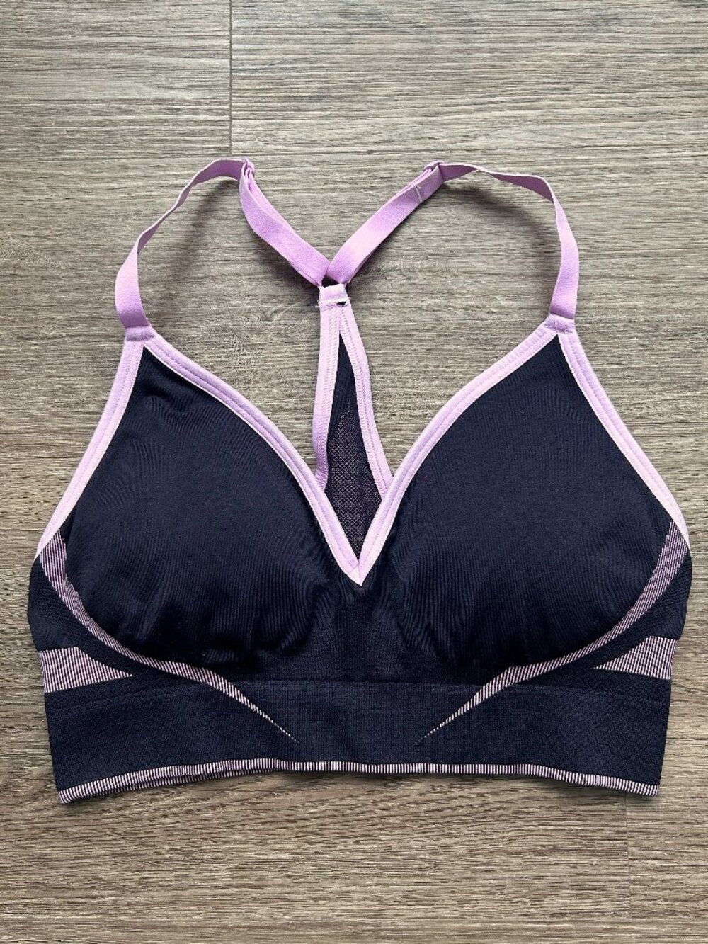 Gymshark Apex Lift Seamless Sports Bra- Darkest Purple/Sour Pink